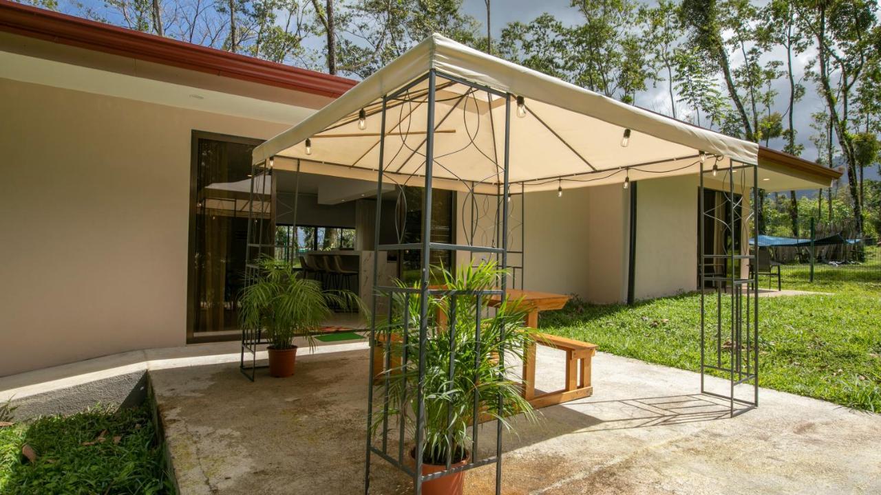 River Paradise Villa With Private Jacuzzi La Fortuna Екстер'єр фото